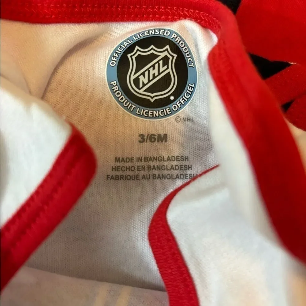 NEW NHL Chicago Blackhawks bodysuits 3 piece bodysuit 3-6M 3-6 months baby